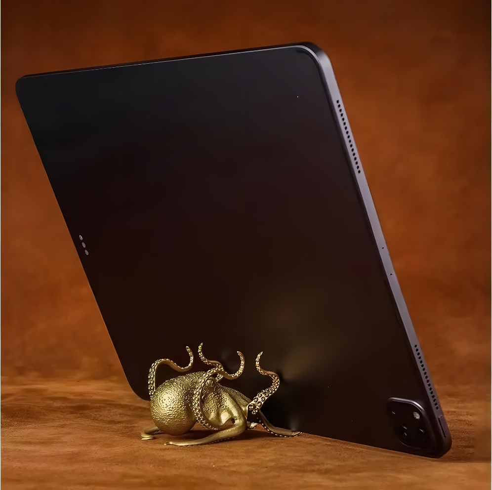 OctoGrip™ Premium Phone Holder – Artistic Octopus Design Stand